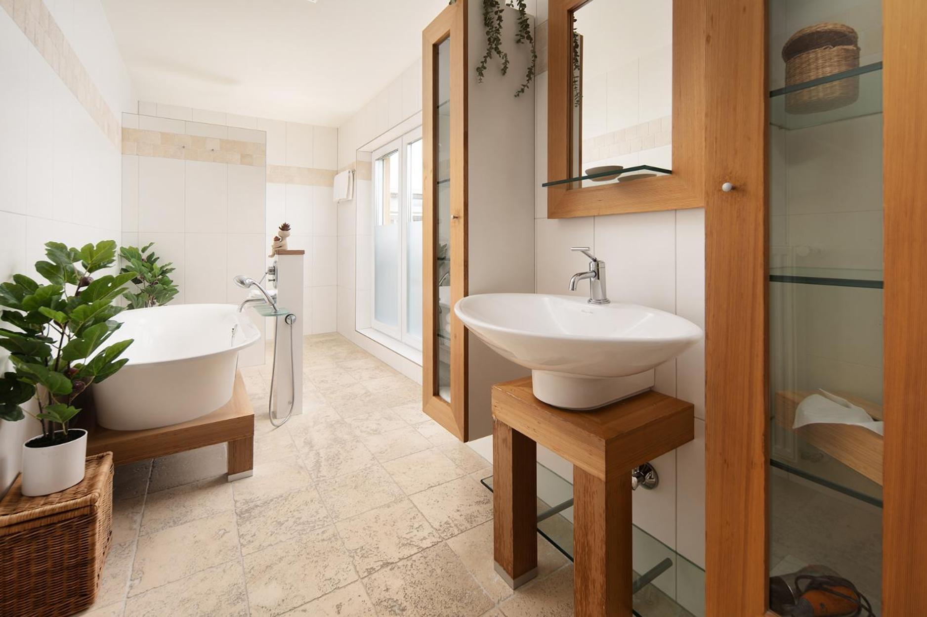 Hotel Vier Jahreszeiten Therme & Kliniken Bad Krozingen Naehe Freiburg & Schwarzwald Ideal Fuer Wellness Kur & Business Ausfluege 24H Check In- Wlan & Parken Gratis Екстериор снимка