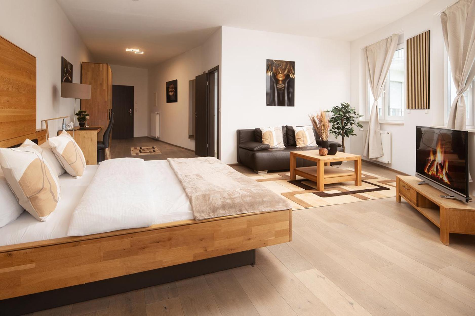 Hotel Vier Jahreszeiten Therme & Kliniken Bad Krozingen Naehe Freiburg & Schwarzwald Ideal Fuer Wellness Kur & Business Ausfluege 24H Check In- Wlan & Parken Gratis Екстериор снимка