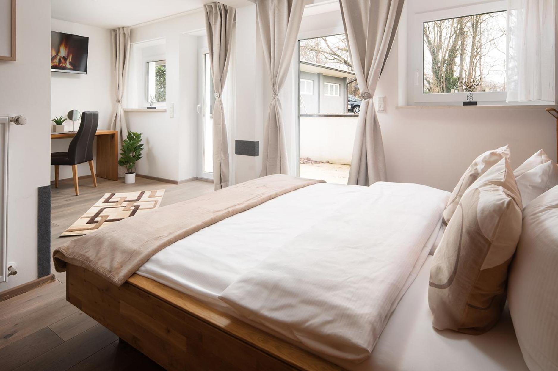 Hotel Vier Jahreszeiten Therme & Kliniken Bad Krozingen Naehe Freiburg & Schwarzwald Ideal Fuer Wellness Kur & Business Ausfluege 24H Check In- Wlan & Parken Gratis Екстериор снимка