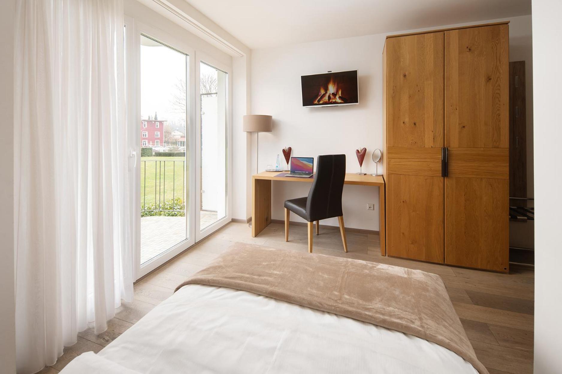 Hotel Vier Jahreszeiten Therme & Kliniken Bad Krozingen Naehe Freiburg & Schwarzwald Ideal Fuer Wellness Kur & Business Ausfluege 24H Check In- Wlan & Parken Gratis Екстериор снимка
